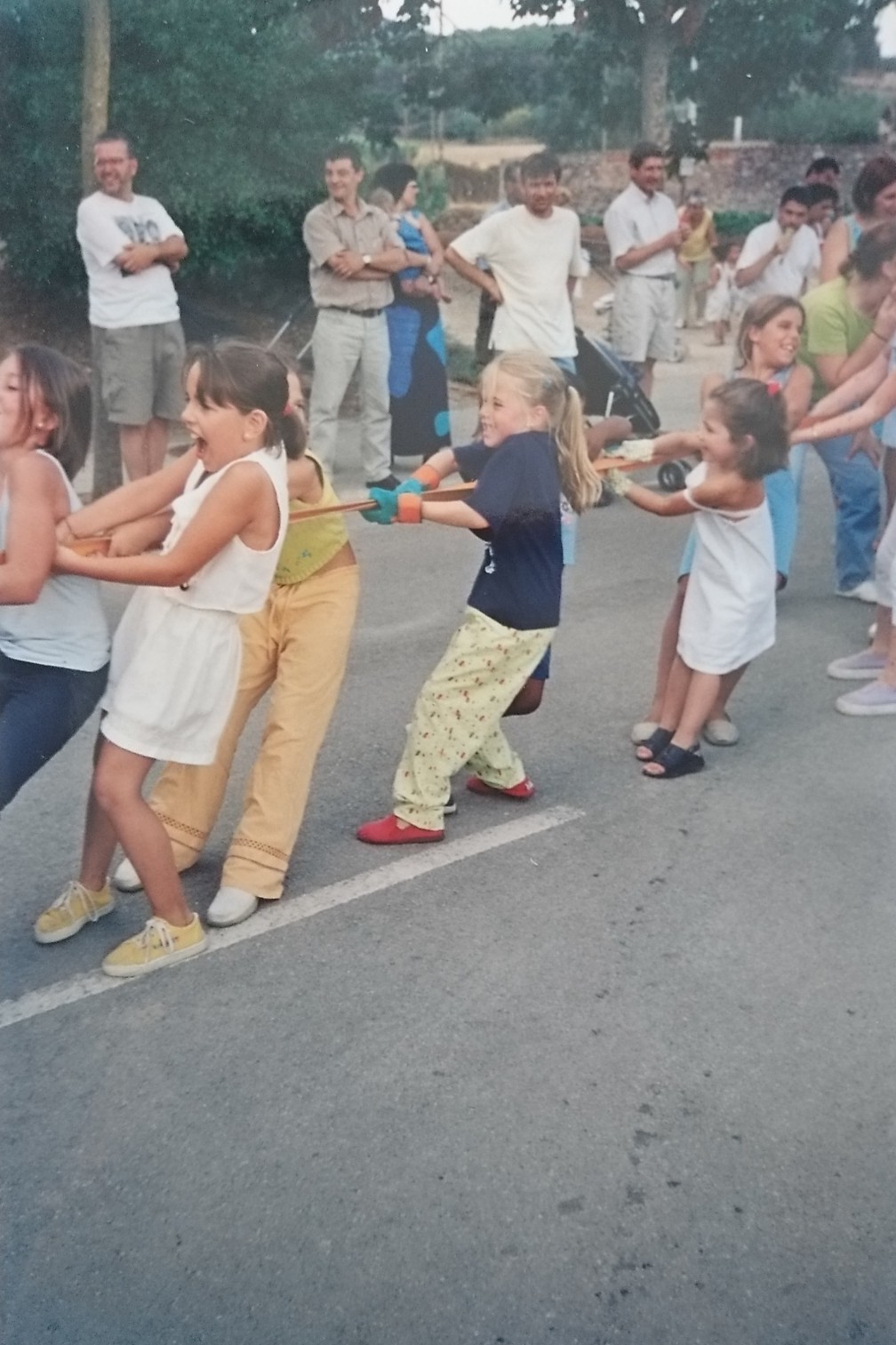 ESTIRANT LA CORDA