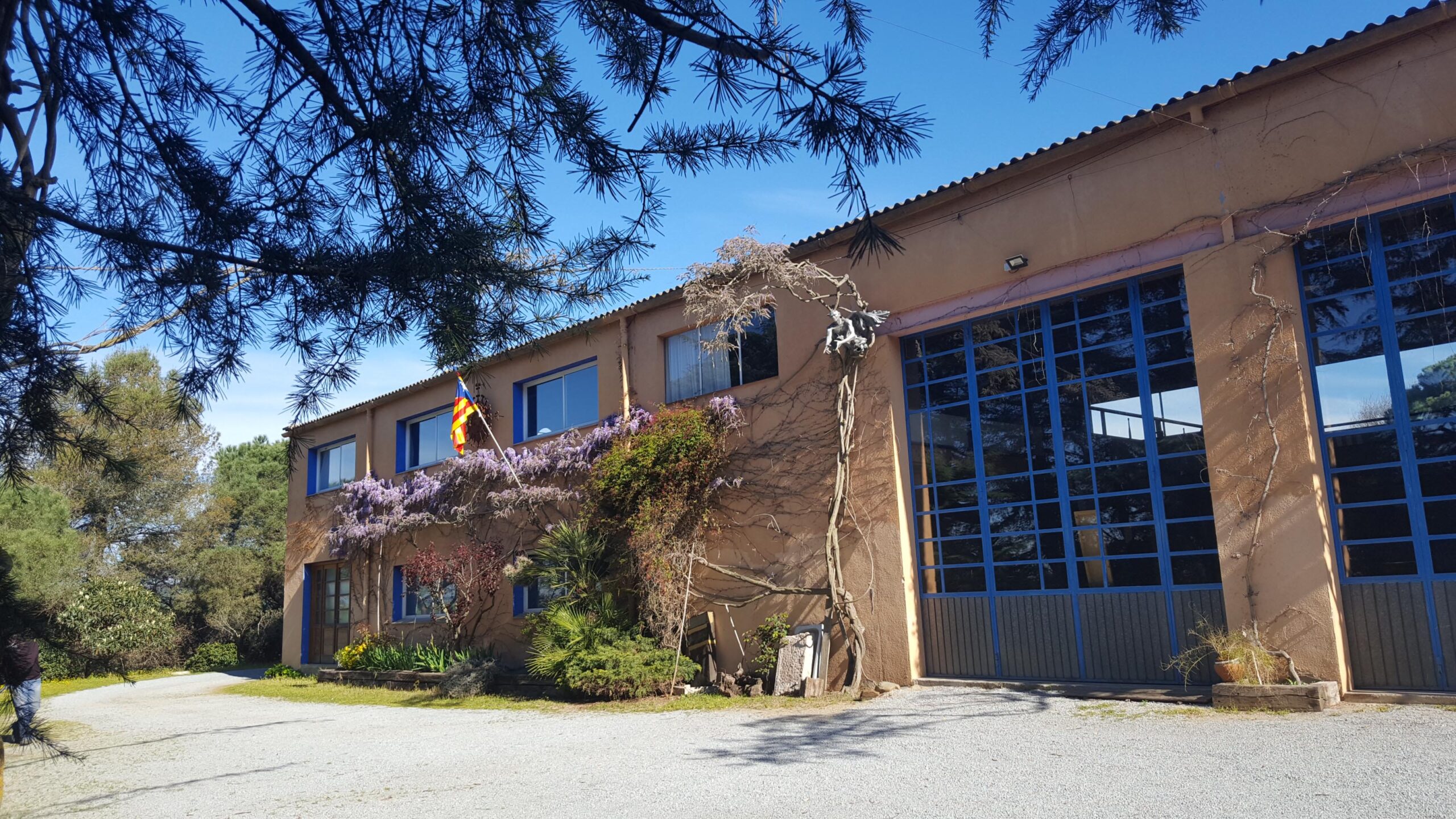 LA FAÇANA